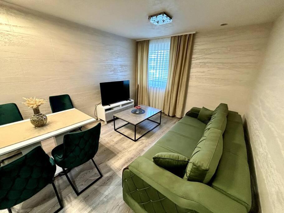 Villa Moste 3-Free Parking&Pool, Ev Station リュブリャナ エクステリア 写真